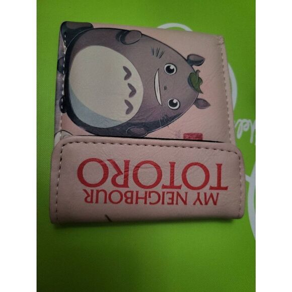 My Neighbor Totoro - Picture 1 of 4